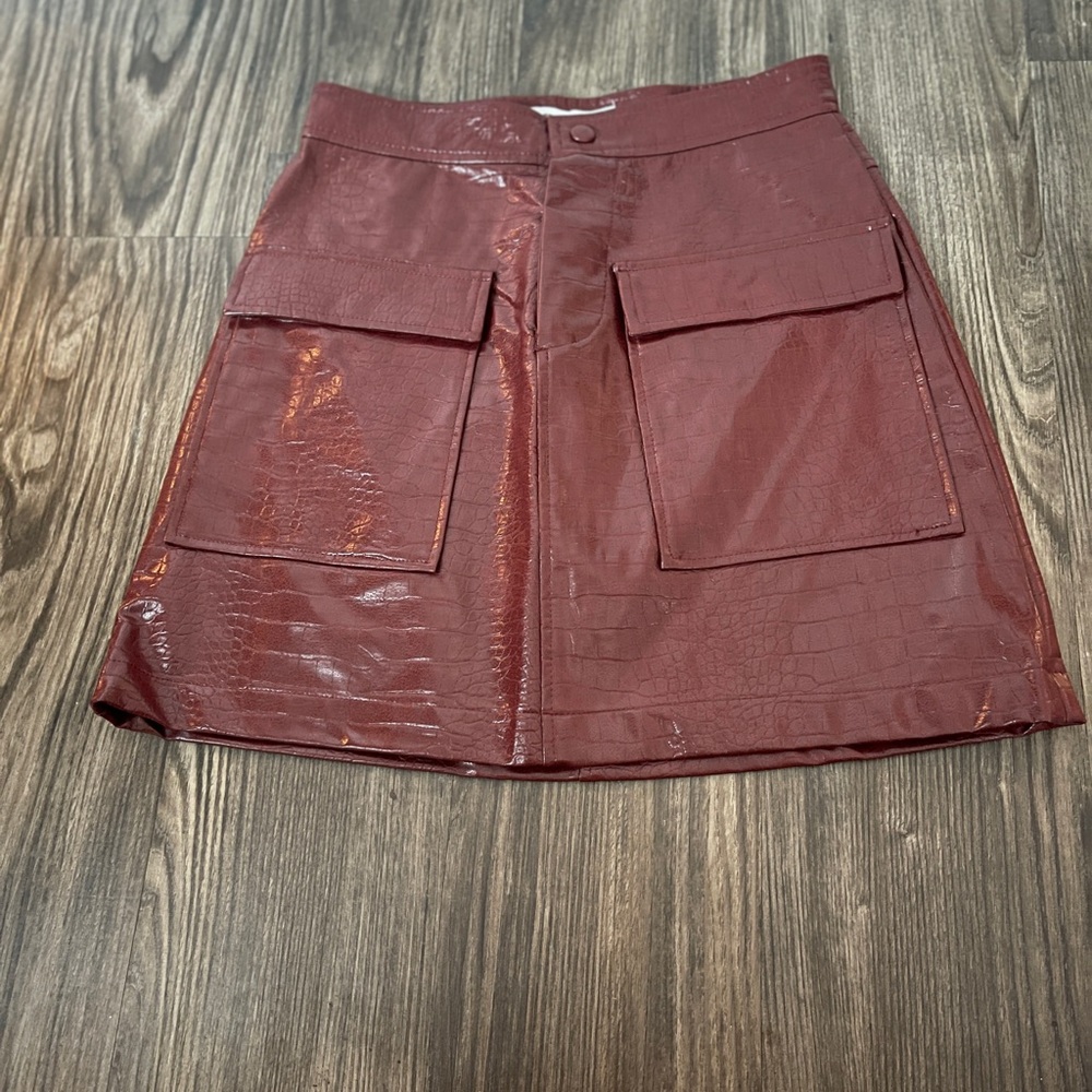Steve Madden Cordovan Mini Skirt in Rich Burgundy Sz 2